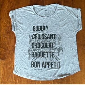 Size Large Disney Epcot  Gray Graphic Tee with French